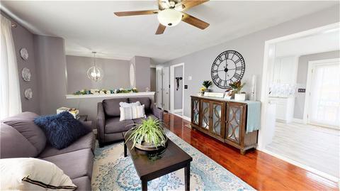 8 Campeau St, Woonsocket, RI 02895 photo 15