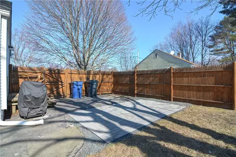 24 Largo Rd, Warwick, RI 02886 photo 29