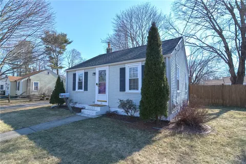 24 Largo Rd, Warwick, RI 02886 photo 26