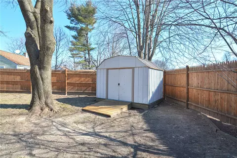 24 Largo Rd, Warwick, RI 02886 photo 31