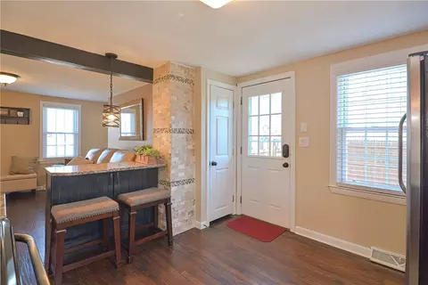 24 Largo Rd, Warwick, RI 02886 photo 11