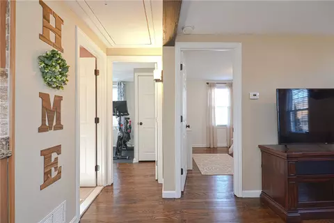24 Largo Rd, Warwick, RI 02886 photo 13