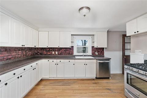 316 Lydia Ave, Woonsocket, RI 02895 photo 8