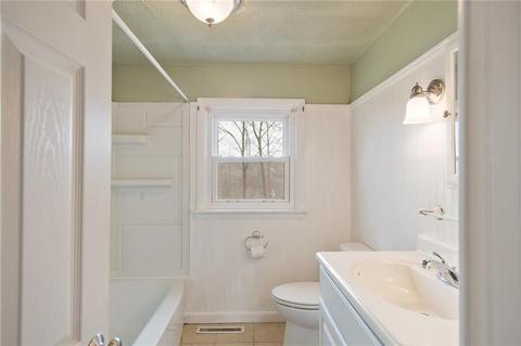 316 Lydia Ave, Woonsocket, RI 02895 photo 12