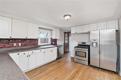 316 Lydia Ave, Woonsocket, RI 02895 photo 6