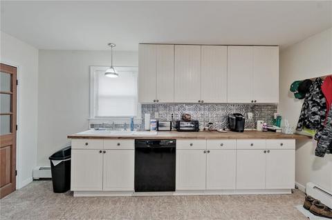 205 2nd Ave, Woonsocket, RI 02895 photo 25