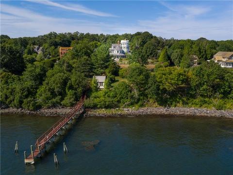 1076 E Shore Rd, Jamestown, RI 02835 photo 2