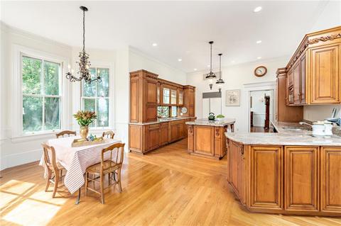 1076 E Shore Rd, Jamestown, RI 02835 photo 13