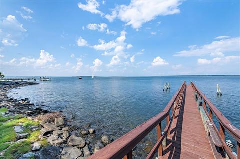 1076 E Shore Rd, Jamestown, RI 02835 photo 4