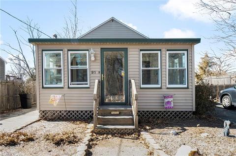 91 Abbott Ave, Warwick, RI 02886 photo 1