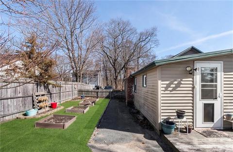 91 Abbott Ave, Warwick, RI 02886 photo 2