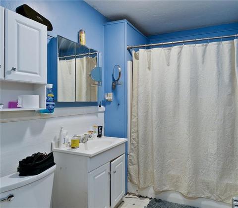 311 Ward St, Woonsocket, RI 02895 photo 9