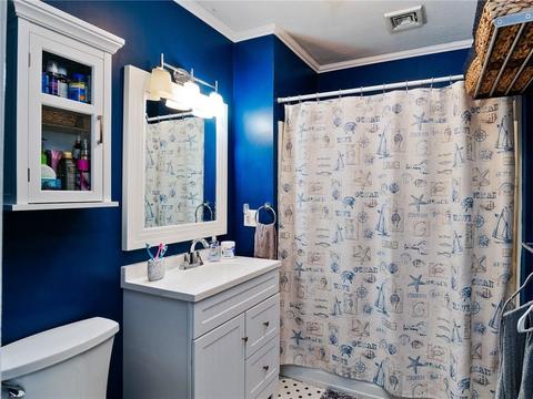 311 Ward St, Woonsocket, RI 02895 photo 5