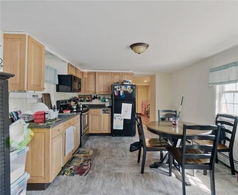 1191 Logee St, Woonsocket, RI 02895 photo 2