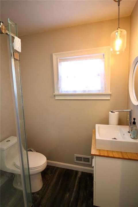 22 Bennett St, Warwick, RI 02889 photo 25