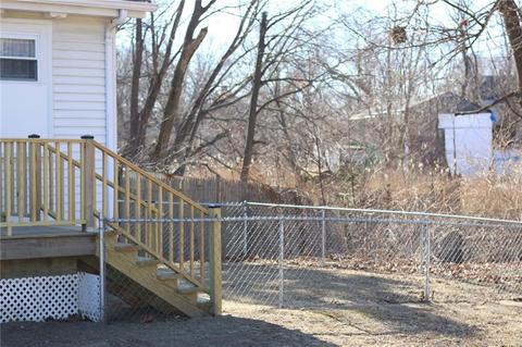 22 Bennett St, Warwick, RI 02889 photo 10