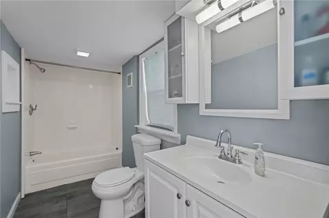 15 Warren Ave, Warwick, RI 02889 photo 13
