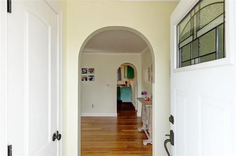 21 Arkwright Rd, Webster, MA 01570 photo 2