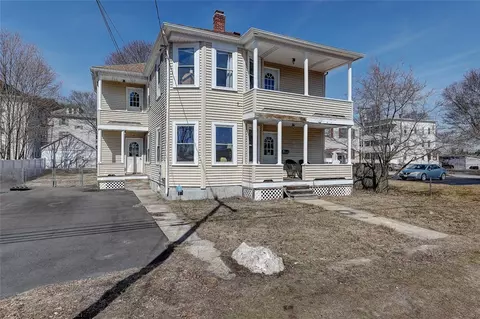 141 Farm St, Woonsocket, RI 02895 photo 1