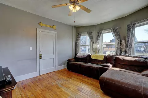 141 Farm St, Woonsocket, RI 02895 photo 10