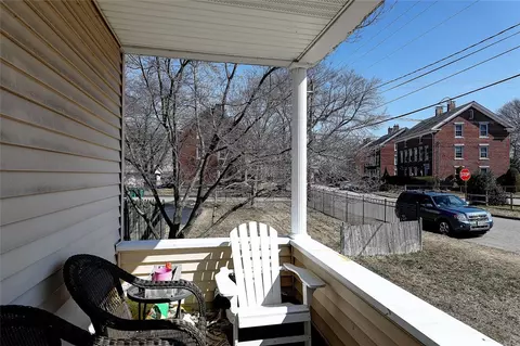 141 Farm St, Woonsocket, RI 02895 photo 9