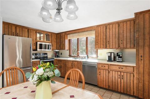 75 Locust Valley Rd, Exeter, RI 02822 photo 7
