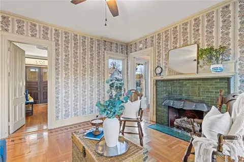 522 Main St, Woonsocket, RI 02895 photo 7