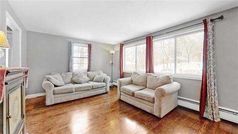 23 Vale St, Warwick, RI 02886 photo 5