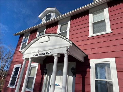 34 Log Bridge Rd, Coventry, RI 02816 photo 2