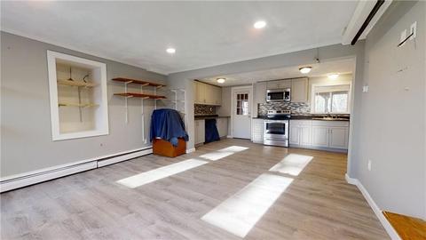 34 Log Bridge Rd, Coventry, RI 02816 photo 5