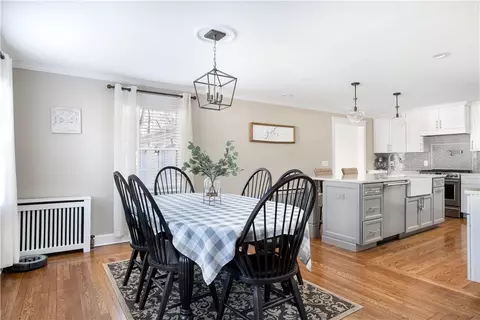 258 Highland Ave, Warwick, RI 02886 photo 14