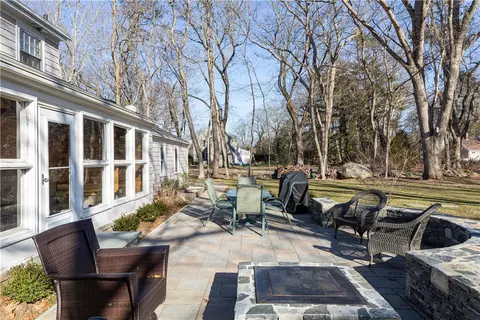 258 Highland Ave, Warwick, RI 02886 photo 5