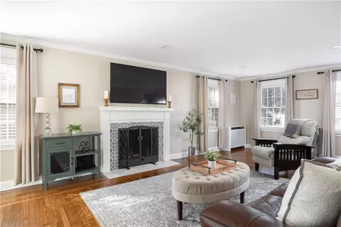 258 Highland Ave, Warwick, RI 02886 photo 19