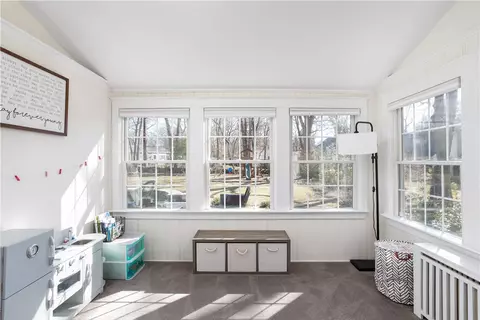 258 Highland Ave, Warwick, RI 02886 photo 20