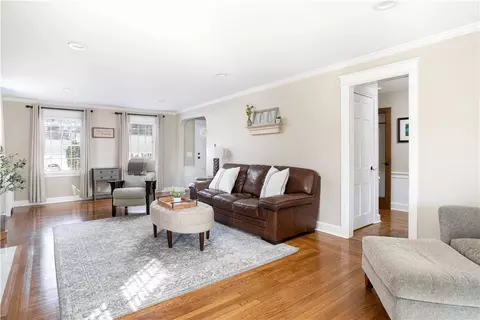 258 Highland Ave, Warwick, RI 02886 photo 18