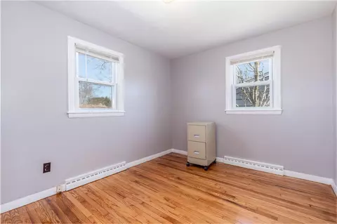 67 Asylum Rd, Warwick, RI 02886 photo 12