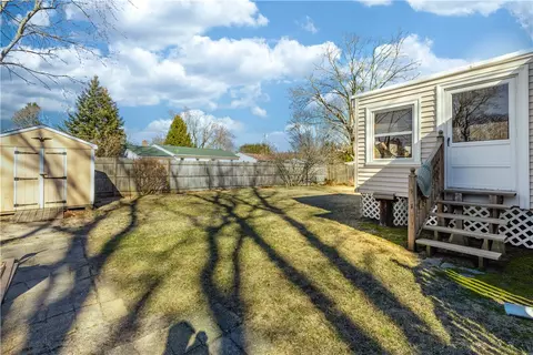 67 Asylum Rd, Warwick, RI 02886 photo 22