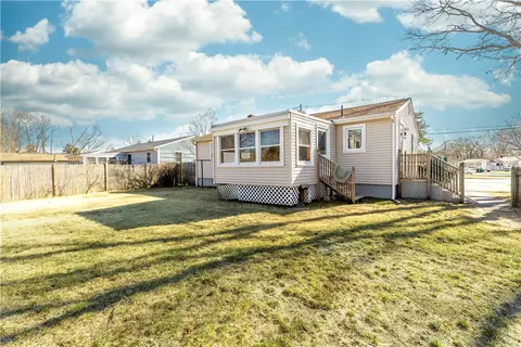 67 Asylum Rd, Warwick, RI 02886 photo 21