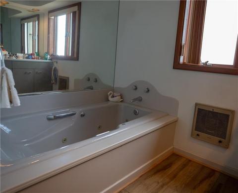 3980 Post Rd, Warwick, RI 02886 photo 26