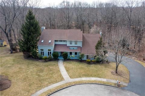 7 Turtle Creek Dr, Warwick, RI 02886 photo 2