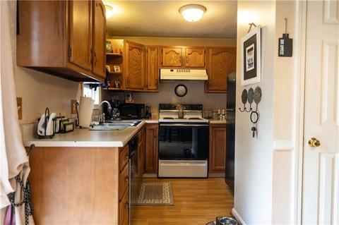 82 Fairway Dr, Coventry, RI 02816 photo 8