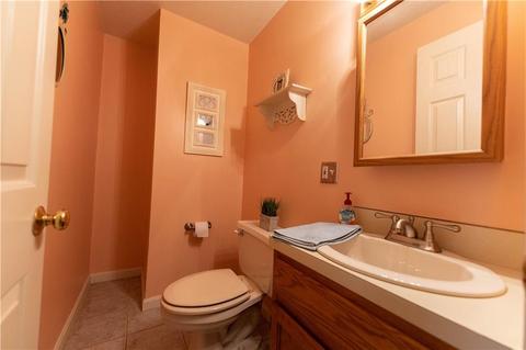 82 Fairway Dr, Coventry, RI 02816 photo 5