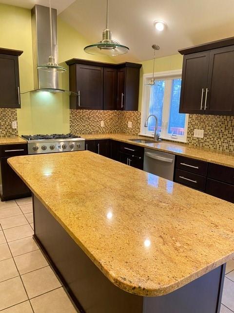24 W View Dr, Coventry, RI 02816 photo 5