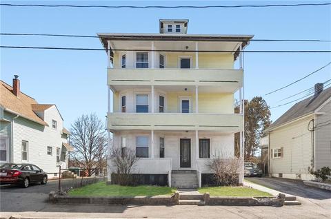748 Grove St, Woonsocket, RI 02895 photo 3