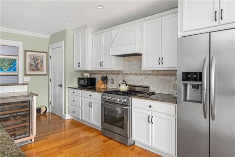 49 Beacon Ave, Warwick, RI 02889 photo 18