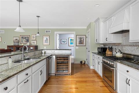 49 Beacon Ave, Warwick, RI 02889 photo 19