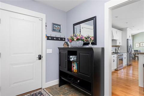 49 Beacon Ave, Warwick, RI 02889 photo 22
