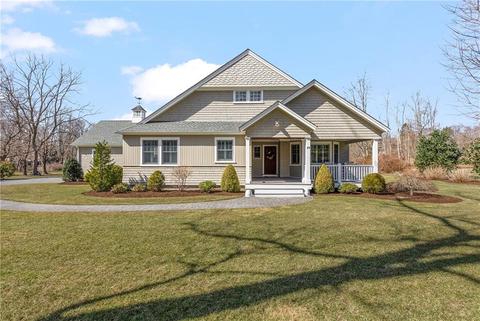 49 Beacon Ave, Warwick, RI 02889 photo 1