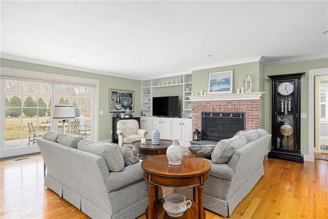 49 Beacon Ave, Warwick, RI 02889 photo 10