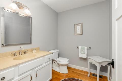49 Beacon Ave, Warwick, RI 02889 photo 28